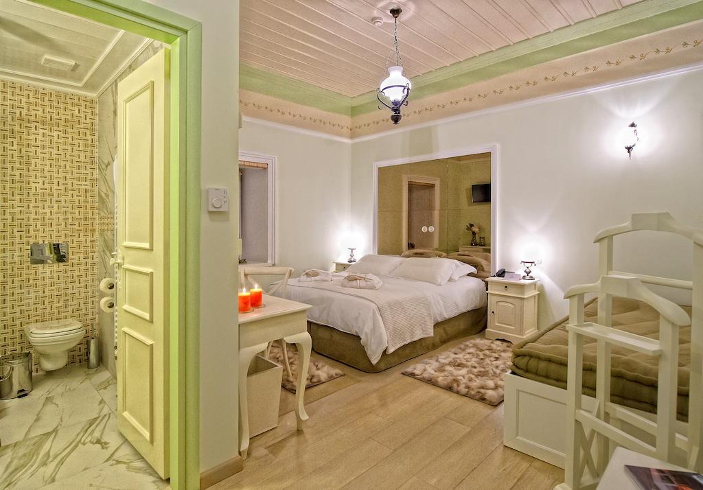 Orologopoulos Mansion Luxury Hotel Kastoria Room photo